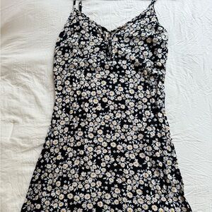 Hollister Floral Sundress 🌻